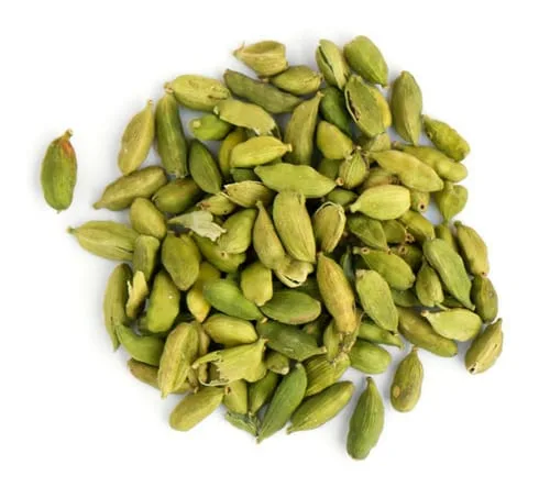 Cardamomo entero